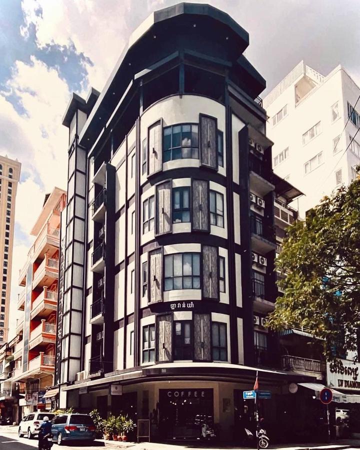 Lavanya Boutique Hotel Phnom Penh Exterior photo