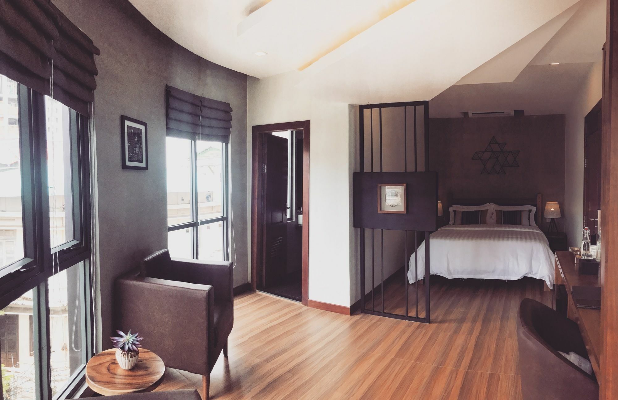 Lavanya Boutique Hotel Phnom Penh Exterior photo