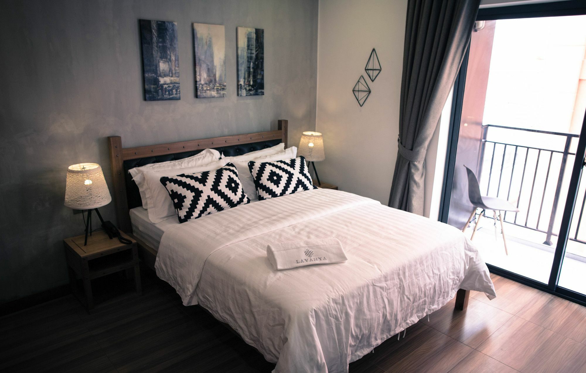 Lavanya Boutique Hotel Phnom Penh Exterior photo